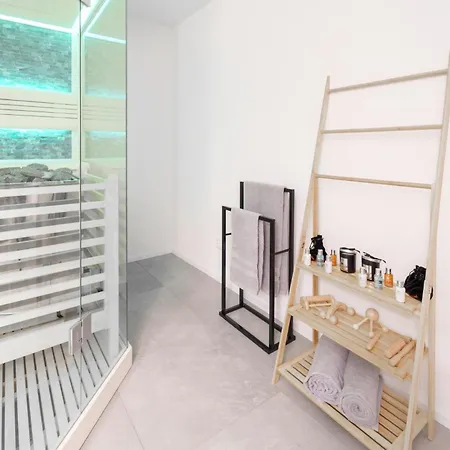 Privat-Spa Mit Whirlpool Und Sauna Fuer 5 Personen! Winterthur Exterior photo
