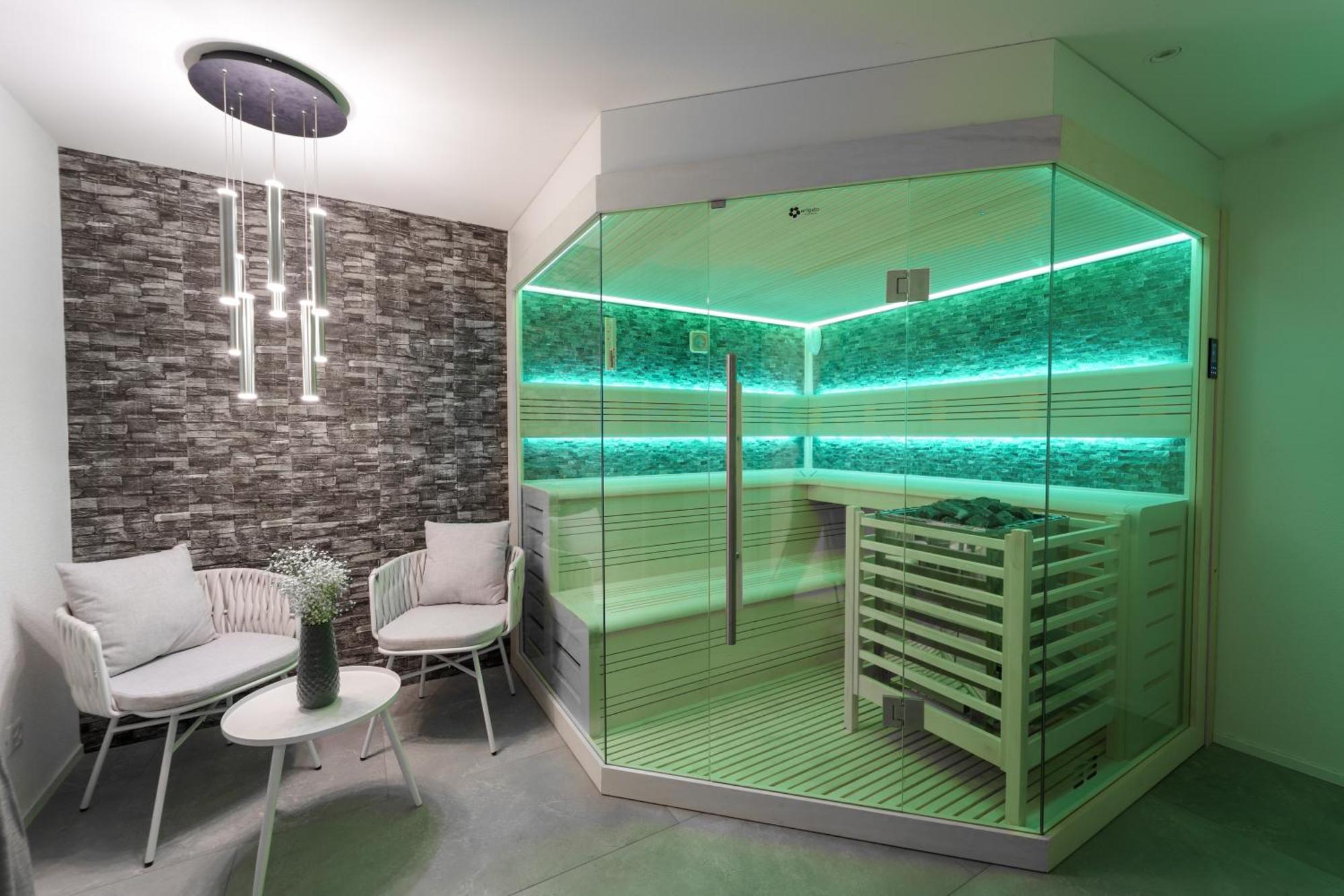 Apartment Privat-spa Mit Whirlpool Und Sauna Fuer 5 Personen! *